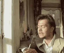 tenor.gif
