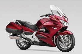 Honda ST1300 Pan European (2002-2018): [ Review & Buying Guide ]