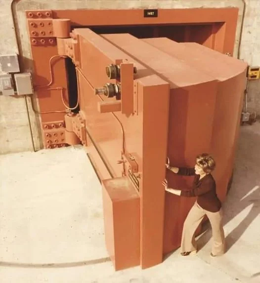 1728141831654.webp