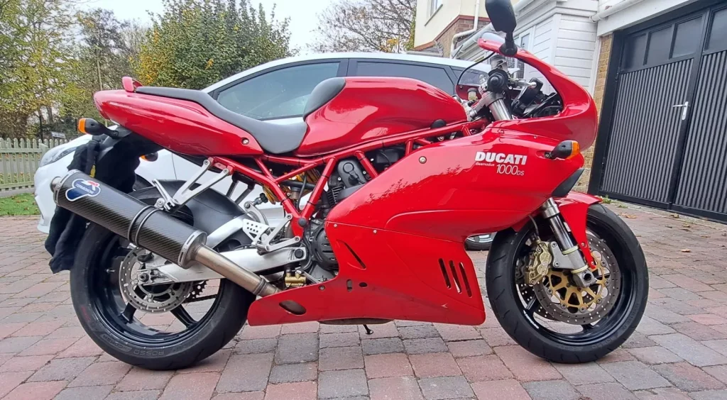 Ducati 1000DS.