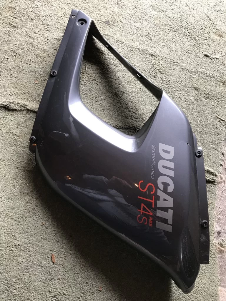 Free ST4s RH side fairing panel senna grey