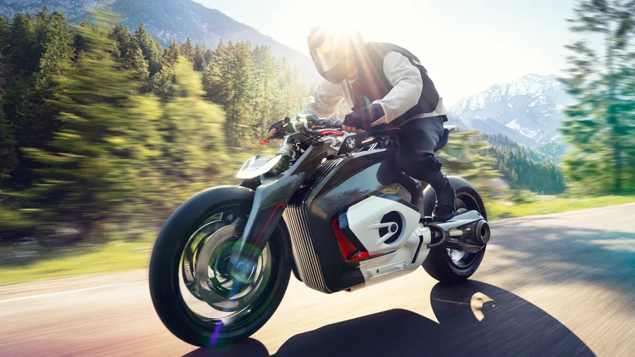 bmw-motorrad-vision-dc-roadster-1.webp