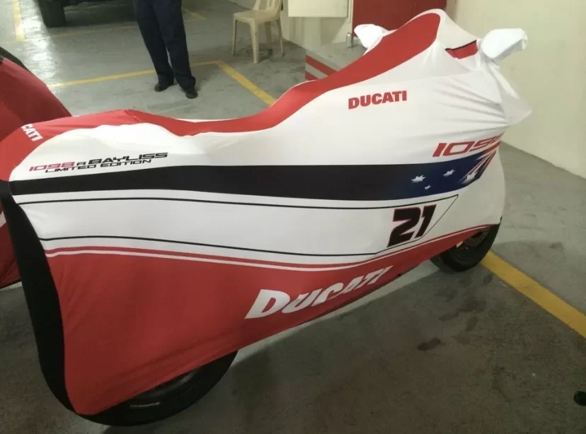Bayliss 1098R indoor cover