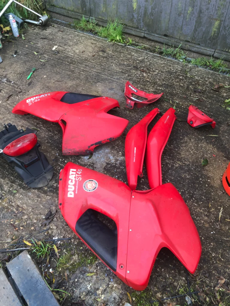 2002 ST4S bodywork, Free!