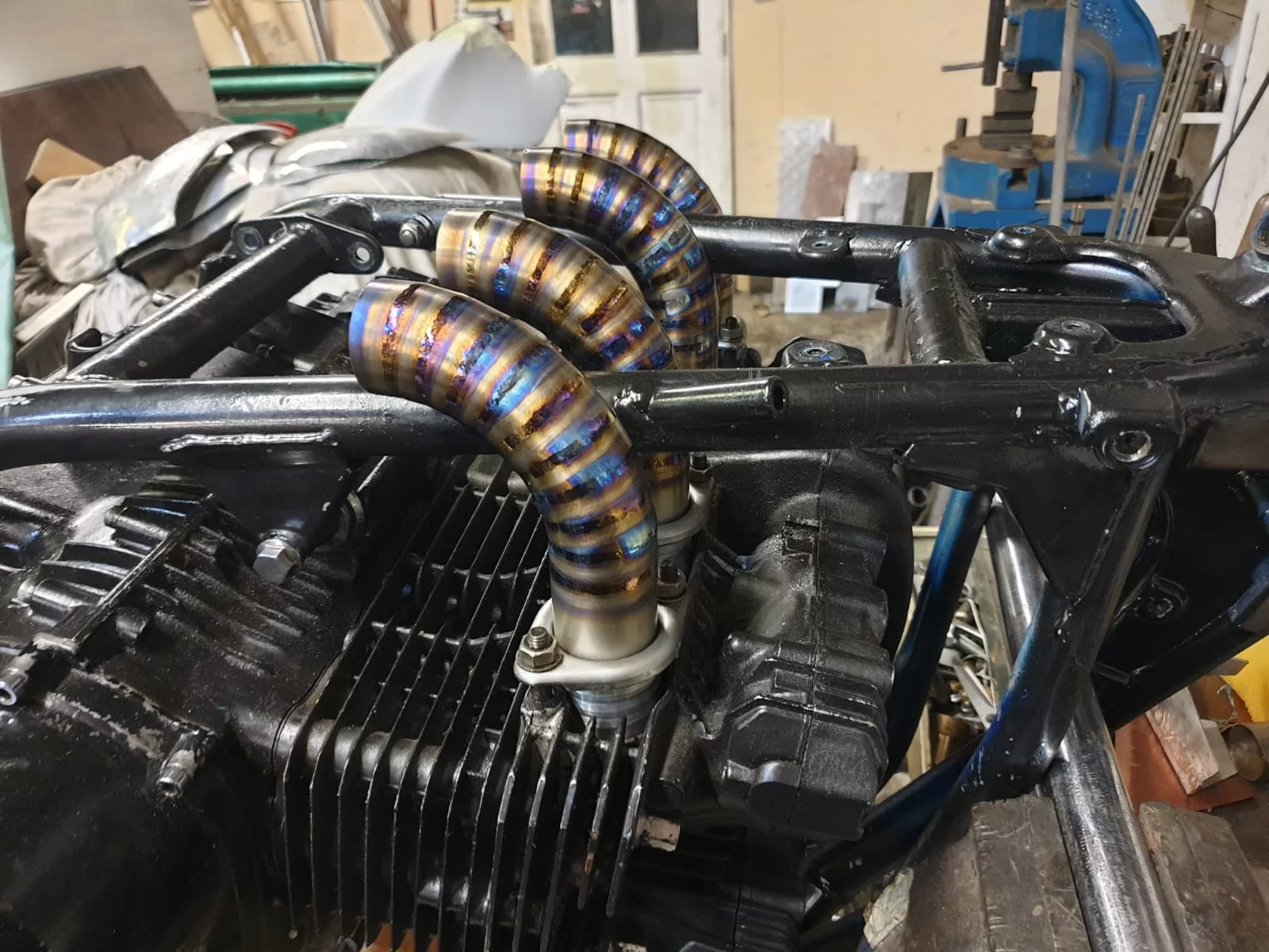 Kawasaki KR1000 Replica 191.webp