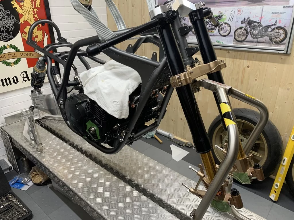 Kawasaki KR1000 Replica 345.webp