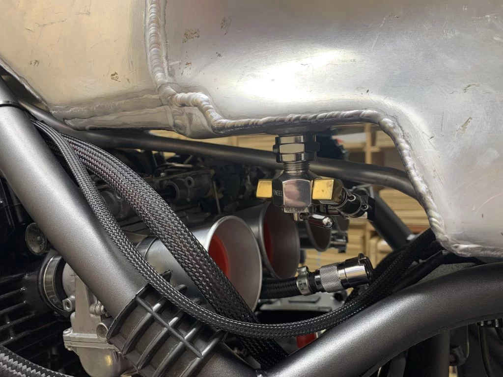 Kawasaki KR1000 Replica 728.webp