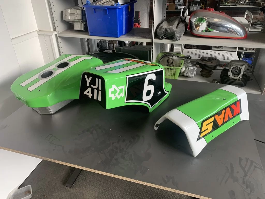 Kawasaki KR1000 Replica 856.jpg