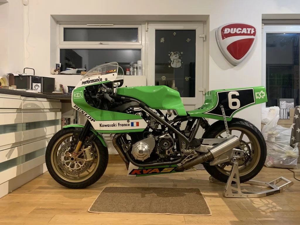 Kawasaki KR1000 Replica 907.webp