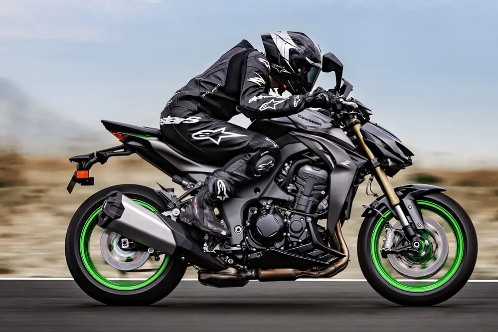 kawasaki-z1100-2026-07.webp