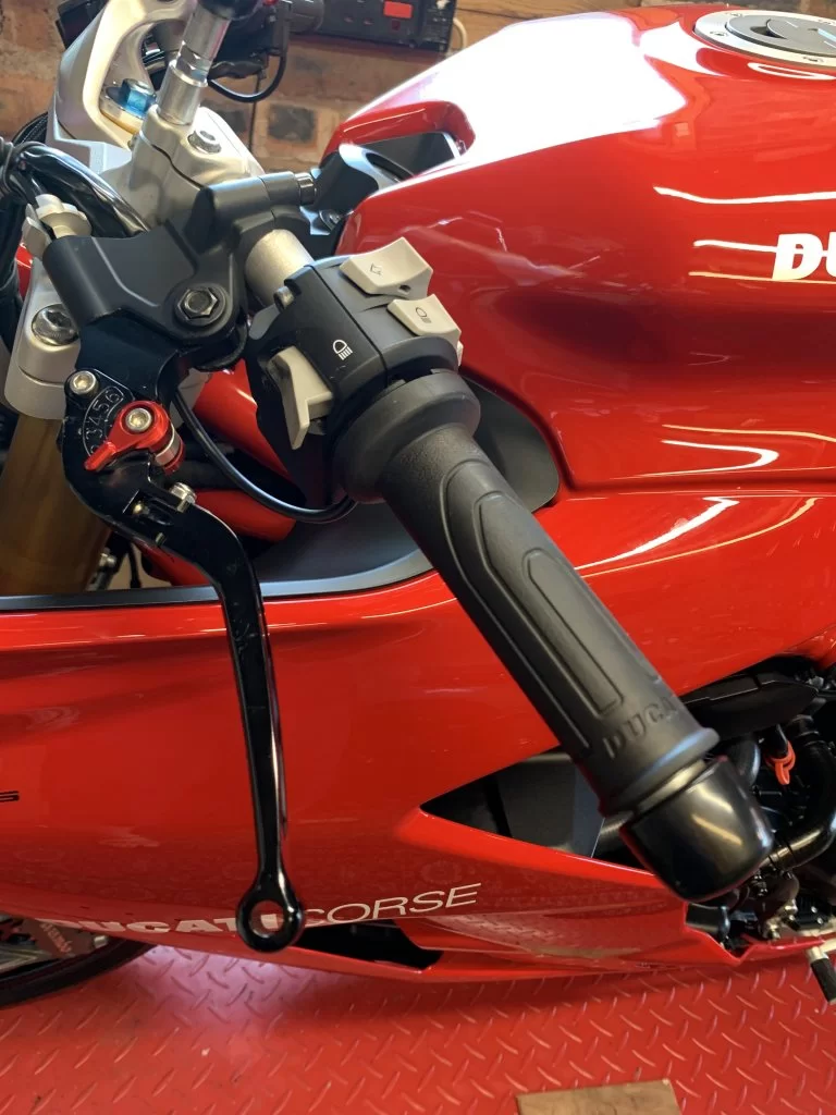 Supersport S Adjustable Folding Levers