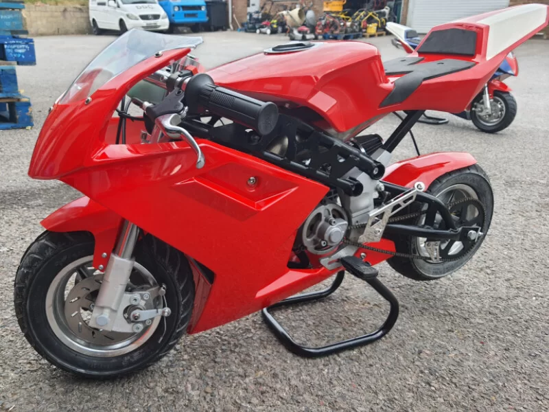 Mini_Moto_Water_Cooled_Red_Left.webp