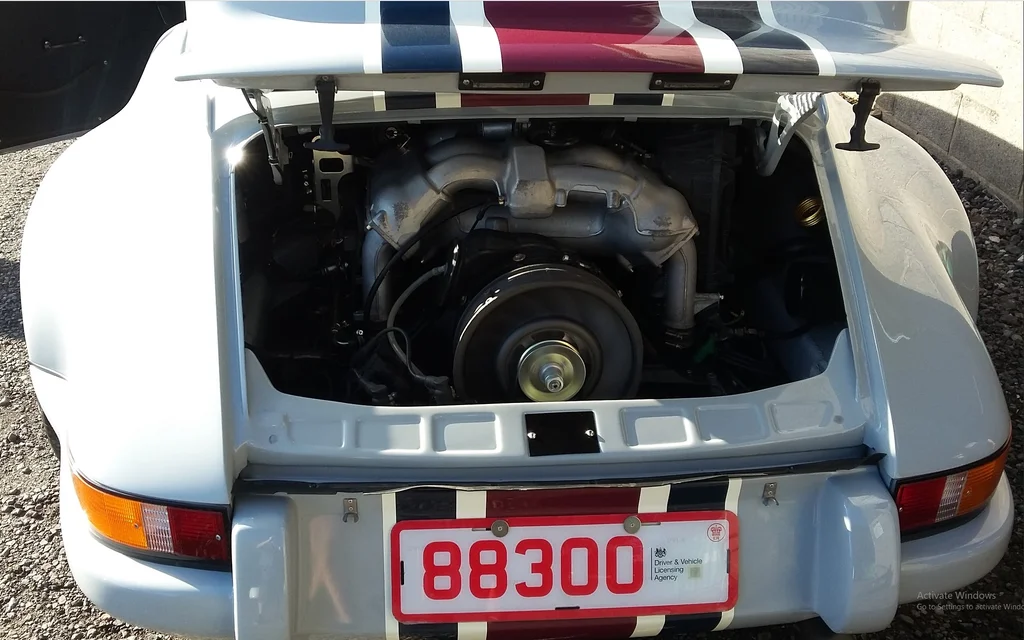 porsche-14 160844.webp