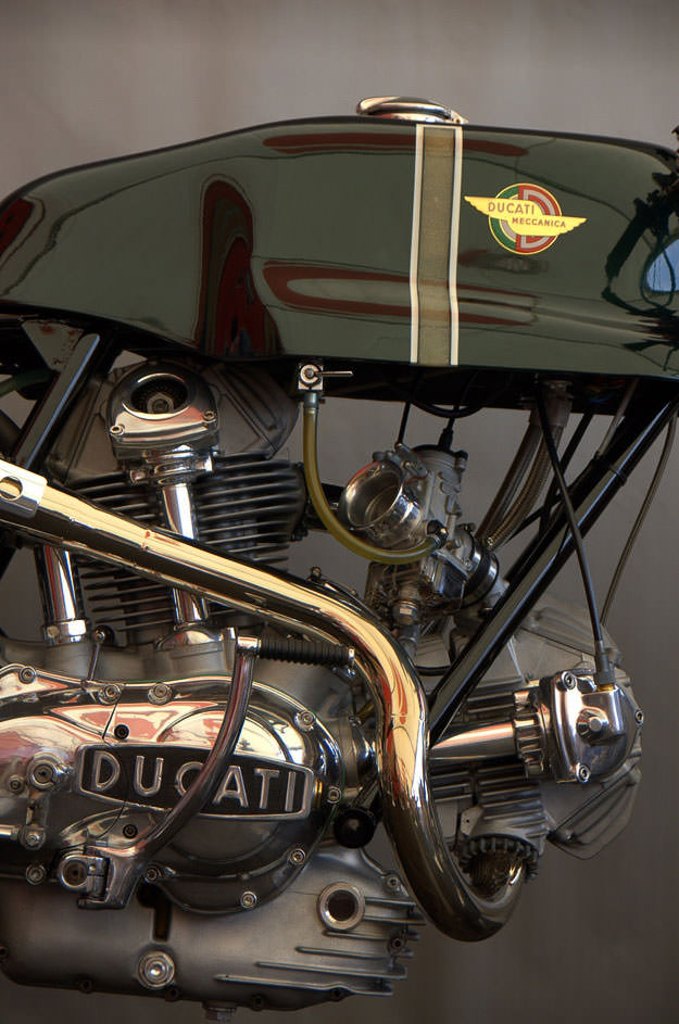 ducati-750-sport-engine.jpg