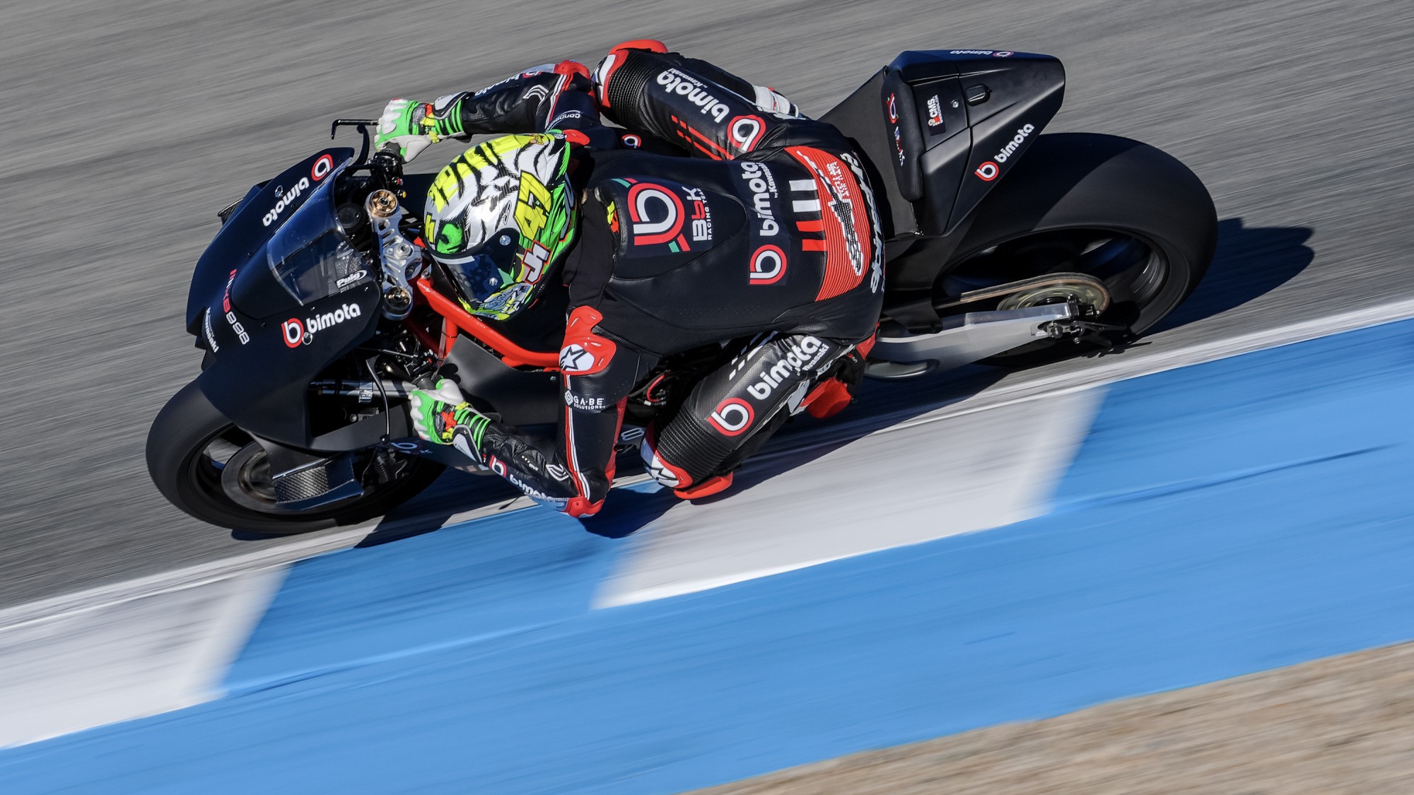 www.worldsbk.com