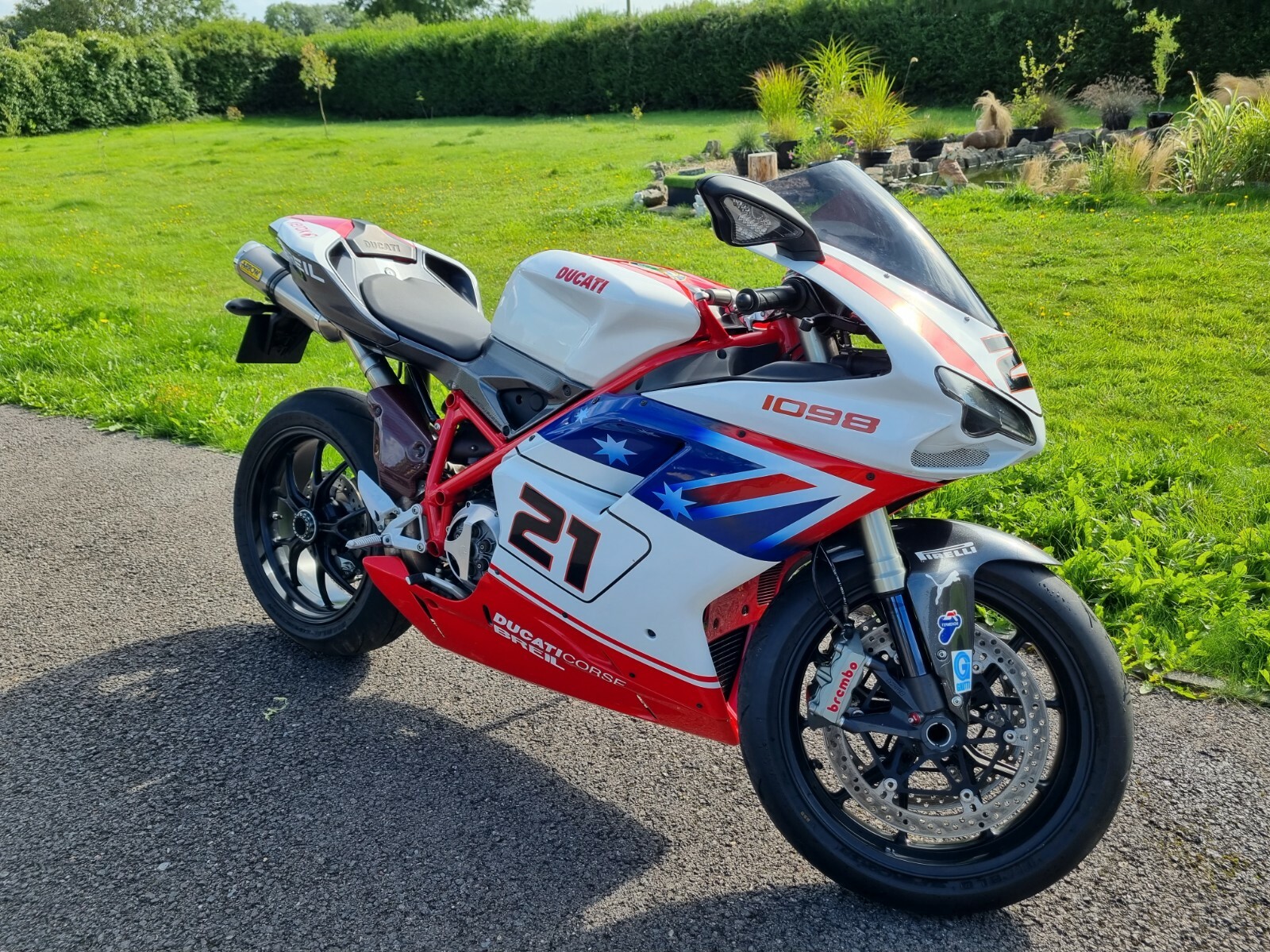Image 1 - Ducati 1098 2009 troy bayliss replica 