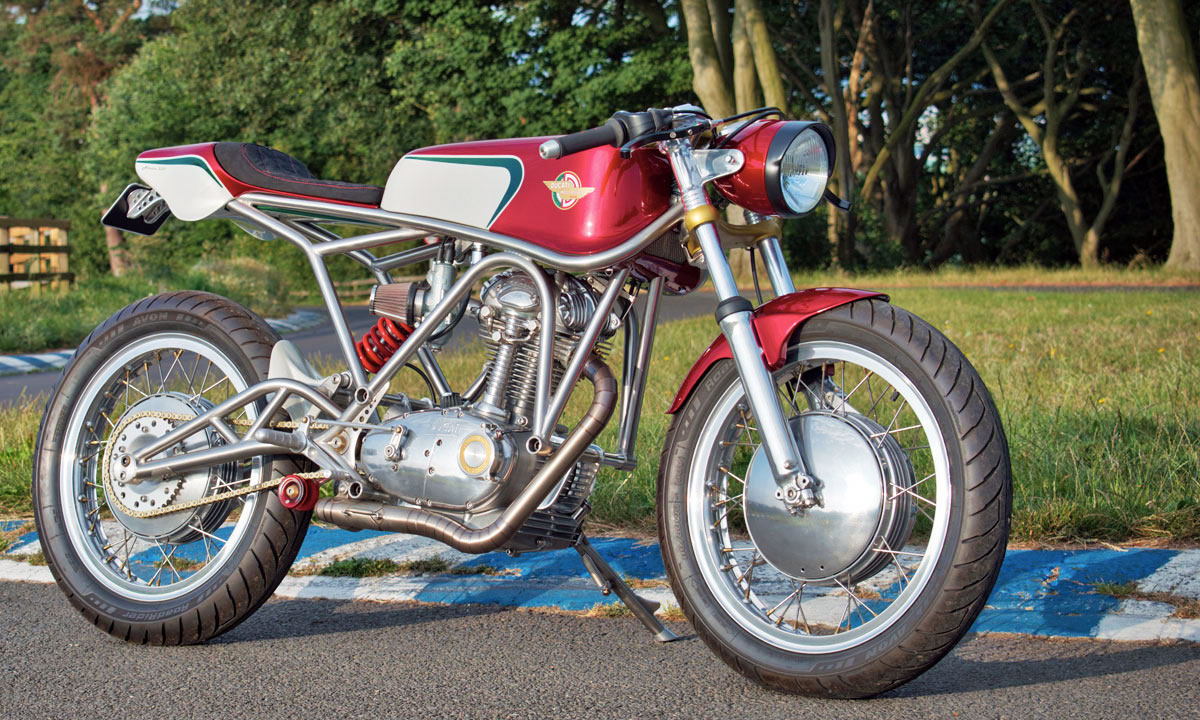 www.returnofthecaferacers.com