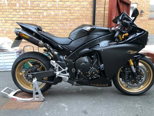 yamaha r1 2010 big bang 14b cross plane - Picture 3 of 7