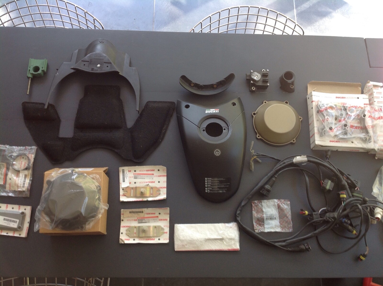 Ducati 916/996/999/1100 New Parts Job Lot