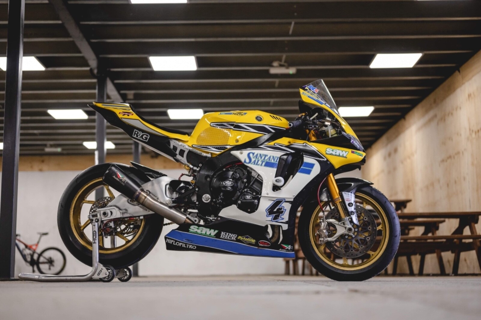 Image 1 - 2019 BSB Yamaha R1