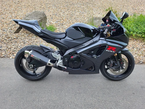 motorcycles suzuki - Picture 1 of 5