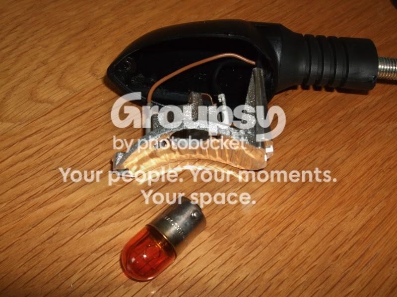 02RemoveRefBulb.jpg